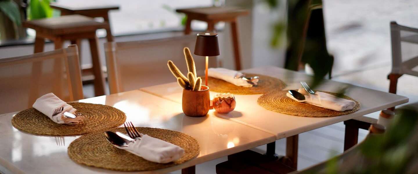 Lou Lou Eatery & Bar