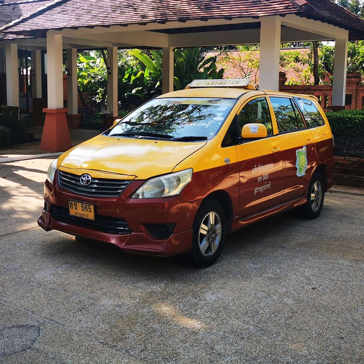 Mr. Tappo Van and Taxi Samui 