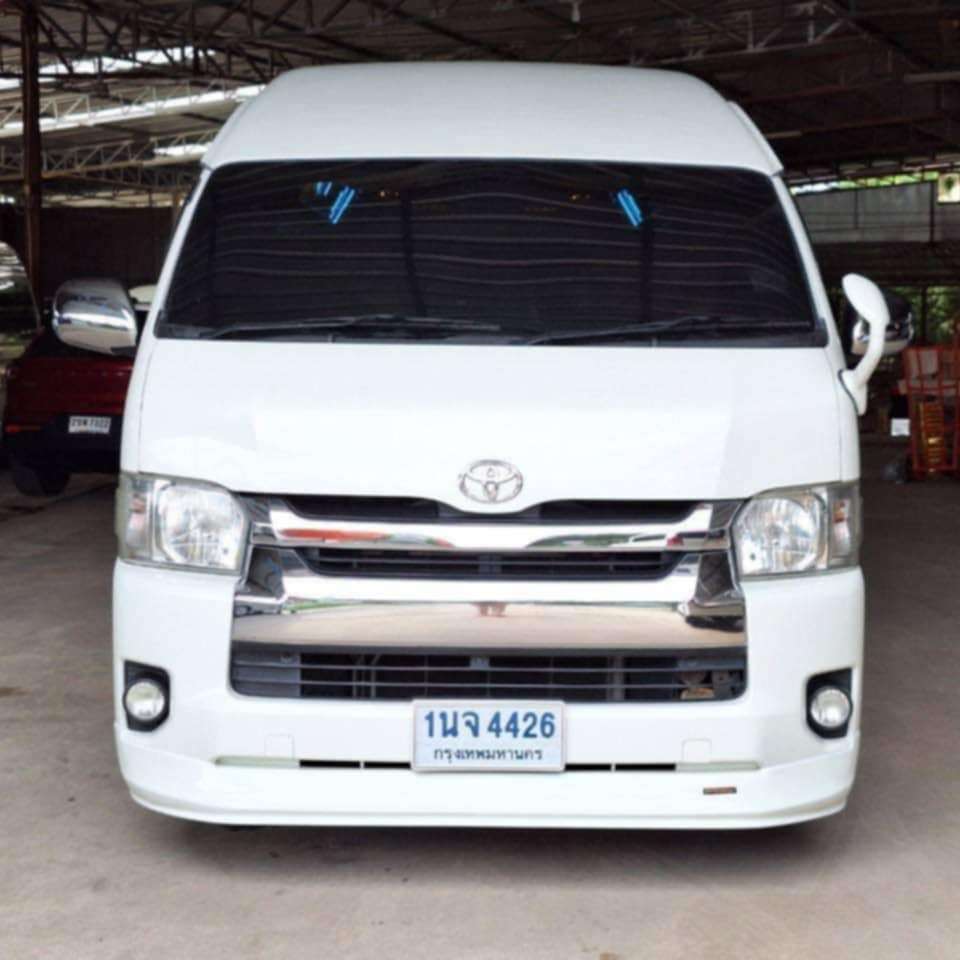 Mr. Chicken Taxi & Van Service