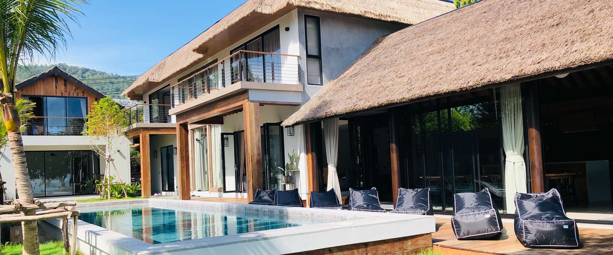 Kalamari Beach Villa