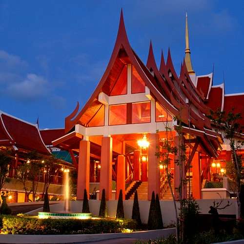 Samuiburi Pool Side Bar