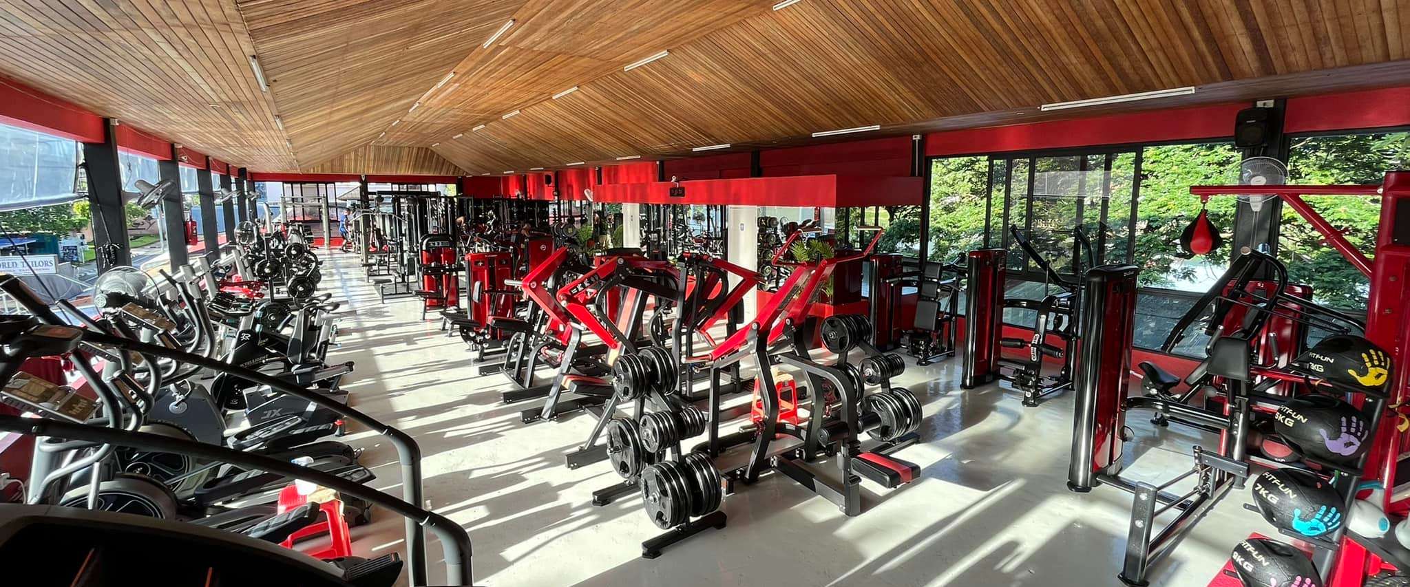 Star Gym & Fitness Center 