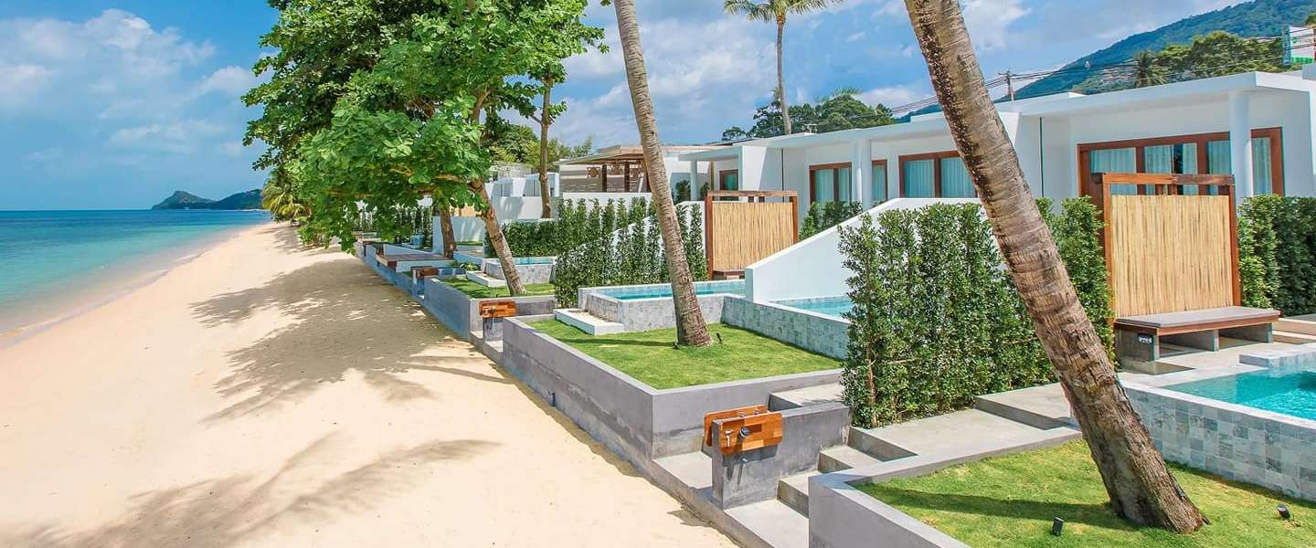 White Whale Beachfront Pool Villa