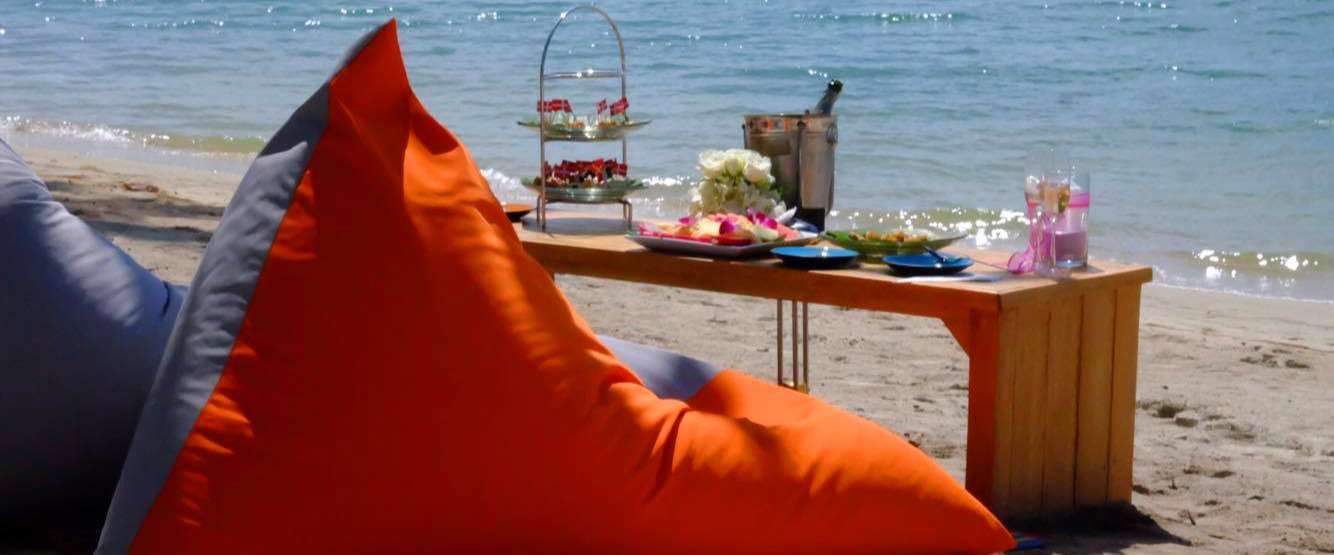 Eat by the Sand