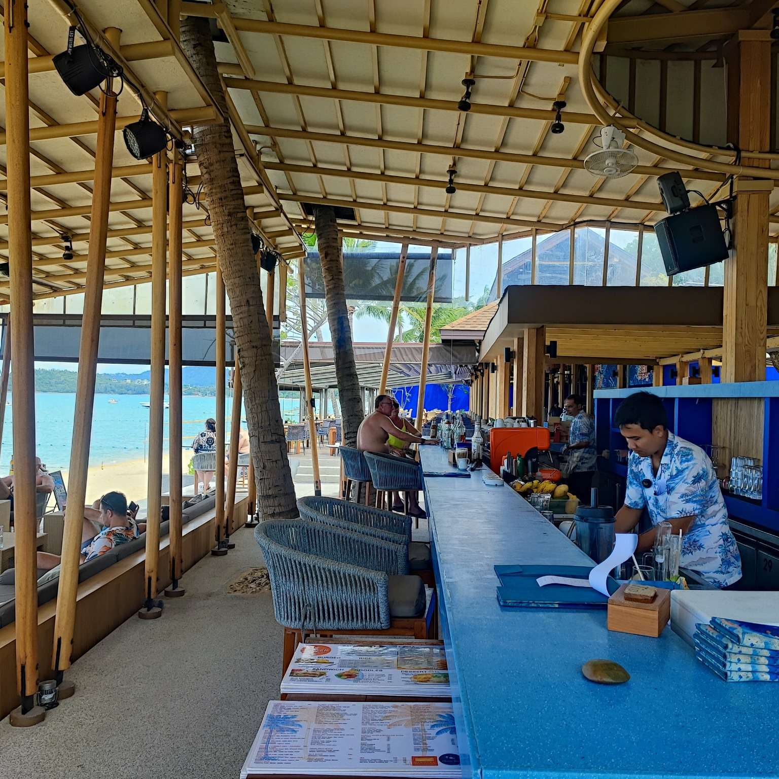 Bandara Pool Bar