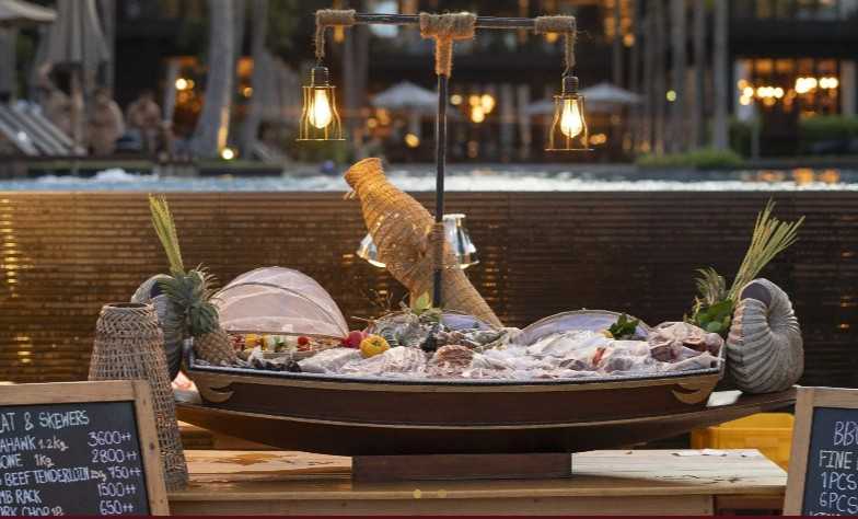 BAREFOOT BBQ ON THE BEACH