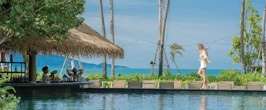 Holiday Inn Lazy Coconut