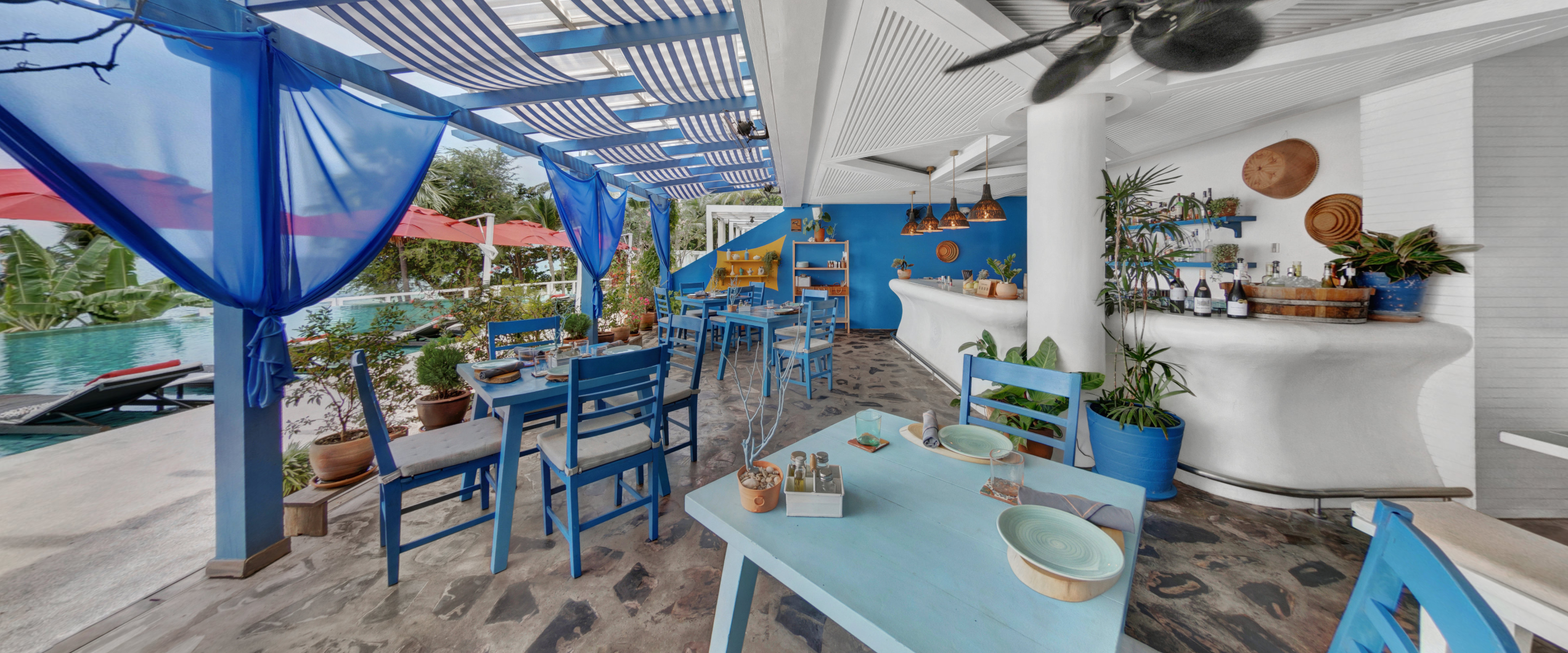 Azure Bar & Grill